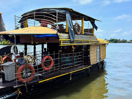 Alleppey Day Trip Houseboat
